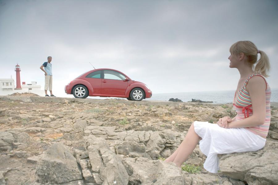 Volkswagen New Beetle 2006 года  (фото 43 из 47)